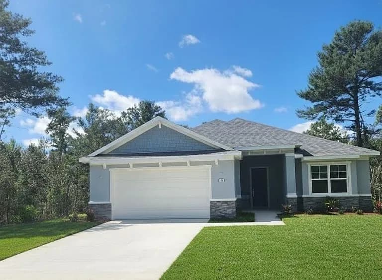 49 Lone Pine St, Homosassa — Exterior of modern Florida home