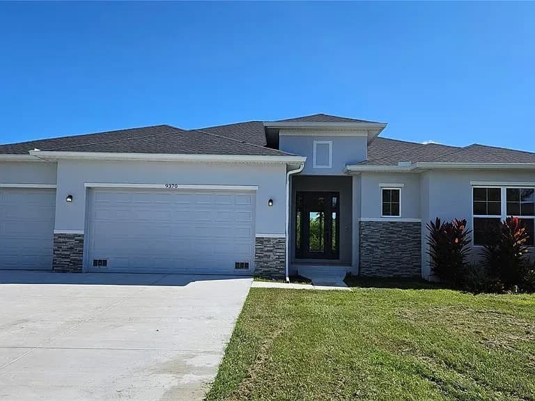 9370 Snapper Cir, Port Charlotte — Exterior view of 5457 Creek Ridge Rd Brooksville property